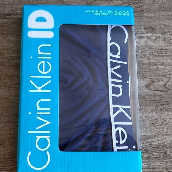 Calvin klein boxer brief M size - Picture 1 of 3